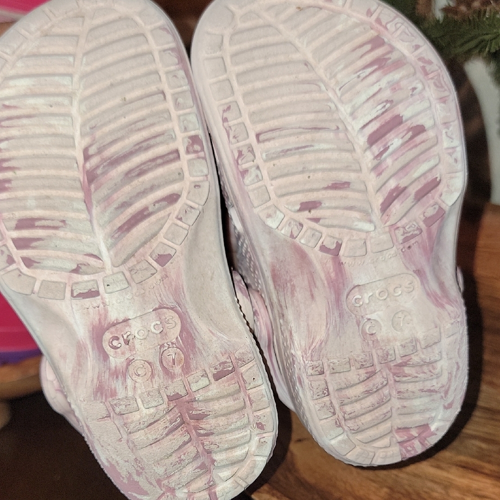5 Pair Size 7 Toddler Girl Shoe Lot Vans, Crocs, Cat And Jack Pink - Picture 5 of 11